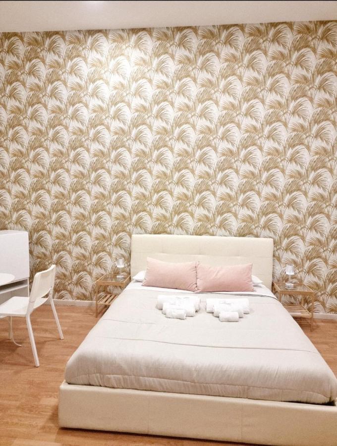 Domus Luigi Leone II Bed & Breakfast Naples Exterior photo