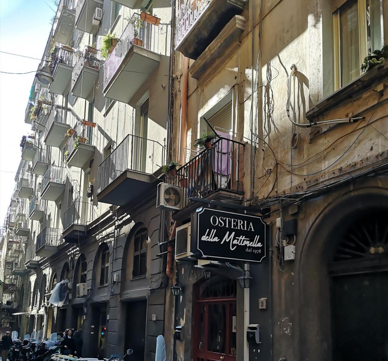 Domus Luigi Leone II Bed & Breakfast Naples Exterior photo